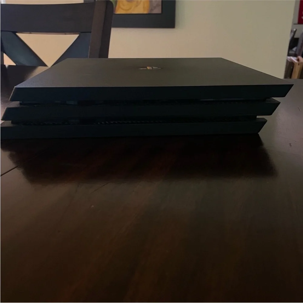 PS4 PRO-used